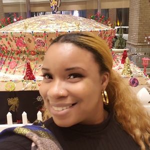 Meet your Posher, Andrea